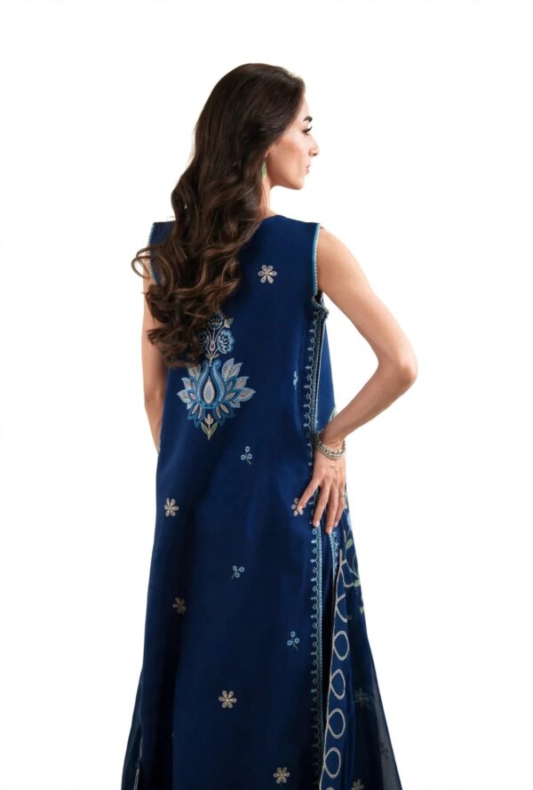 Aadora - Dark Blue Sleeveless Embroidered Khaddar 3-Piece